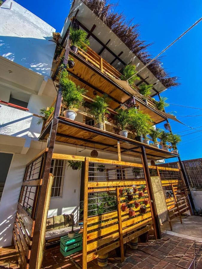 Shaka House Hotel Puerto Escondido  Exterior photo