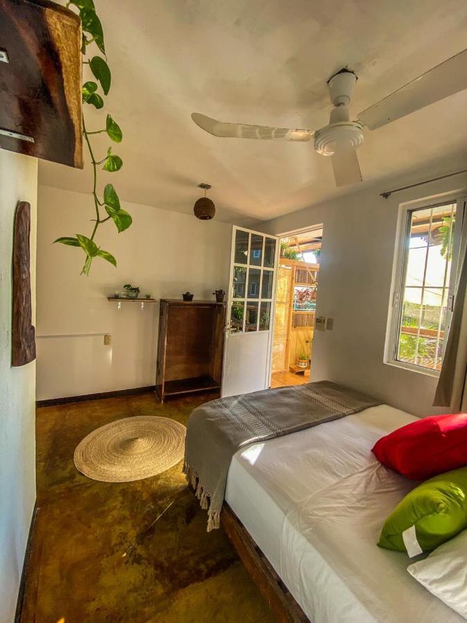 Shaka House Hotel Puerto Escondido  Exterior photo