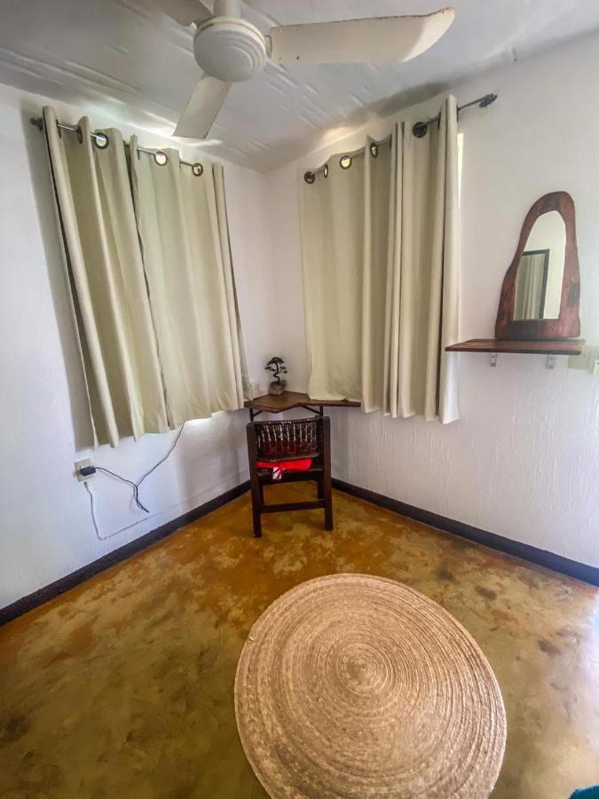 Shaka House Hotel Puerto Escondido  Exterior photo