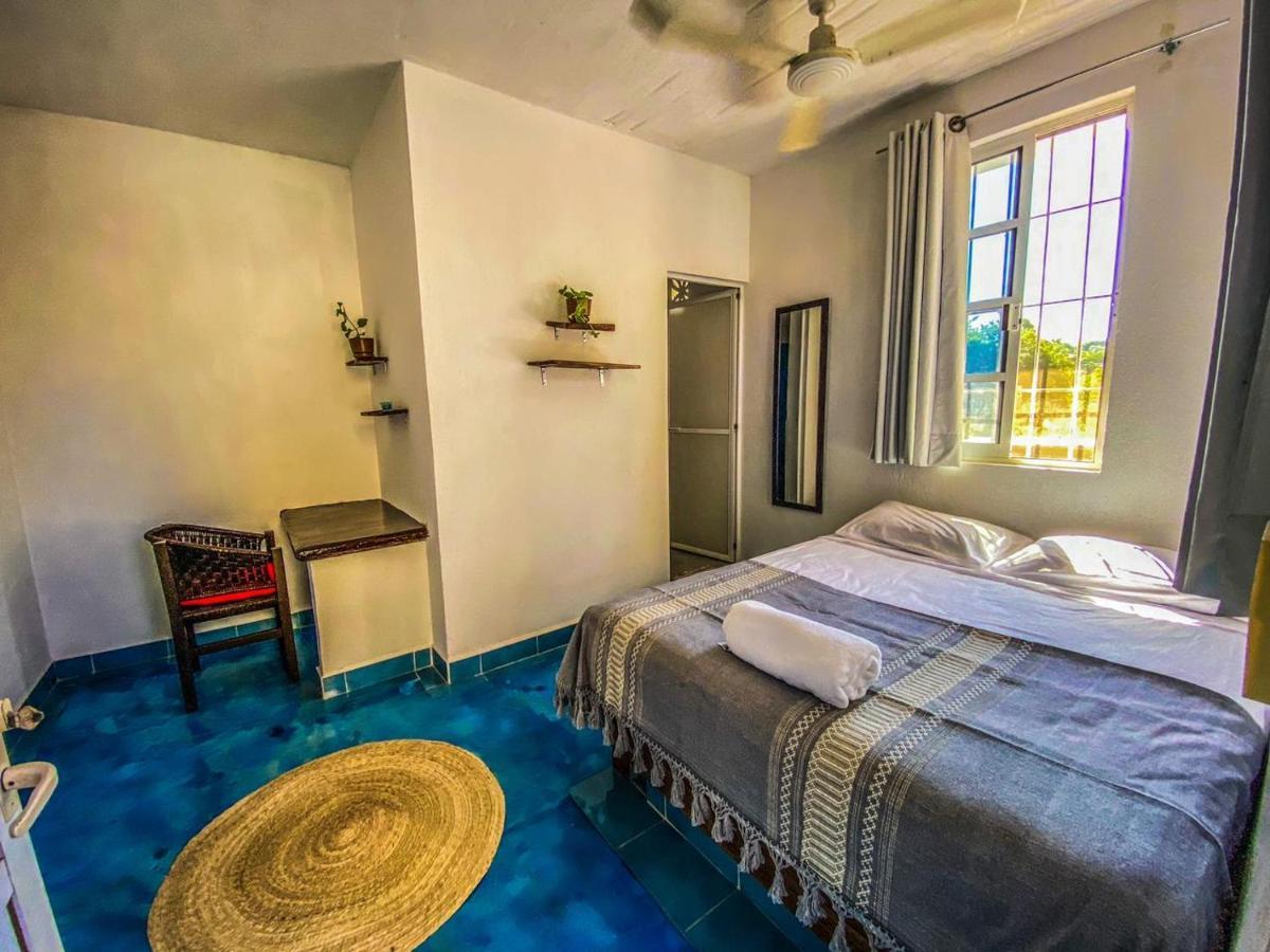 Shaka House Hotel Puerto Escondido  Exterior photo