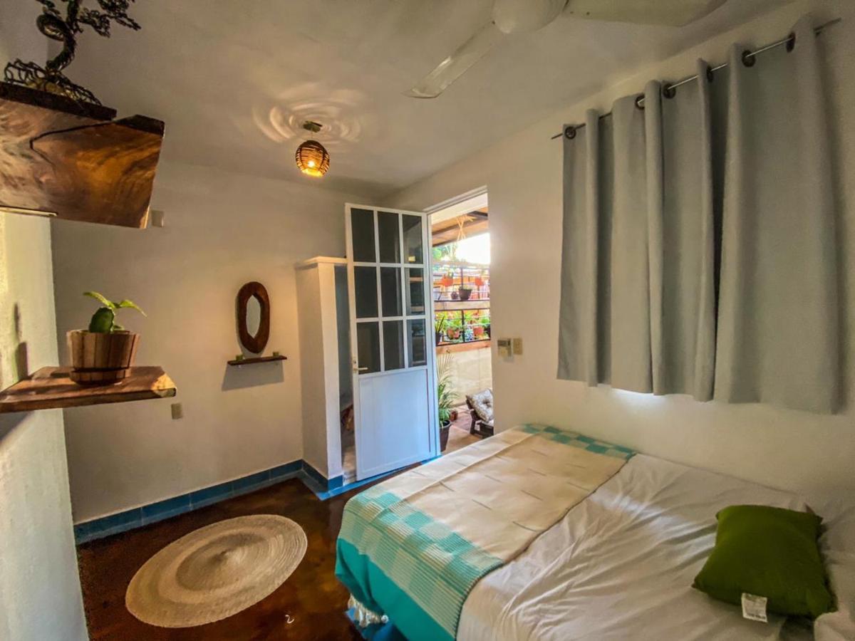 Shaka House Hotel Puerto Escondido  Exterior photo